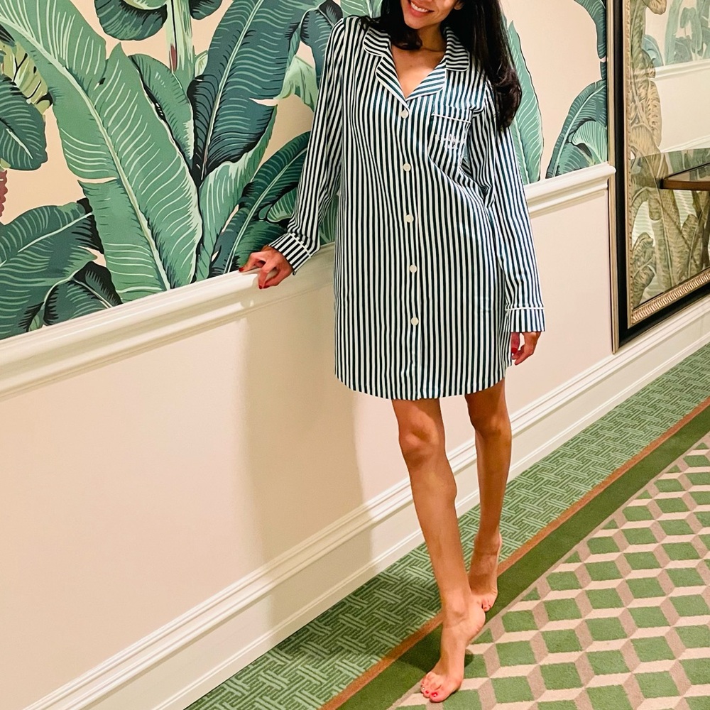 Beverly Hills Hotel Pajamas size small